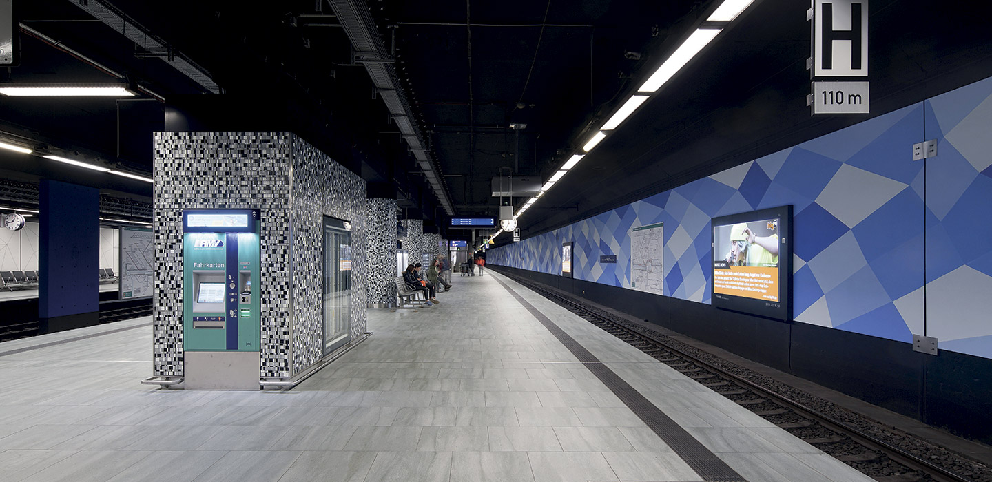 Bahnhofe und Flughafen - FRANKFURT U-BAHN