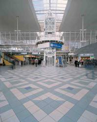 Bahnhofe und Flughafen - LEIDEN RAILWAY STATION