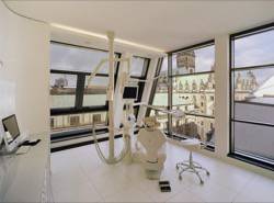 Gesundheit und Pflege  - GROSS JOHANNIS DENTAL SURGERY