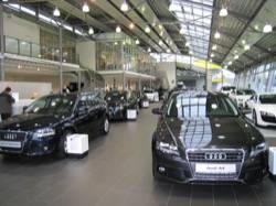 Motors - AUDI ZENTRUM