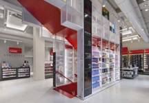 Geschäfte - MONDADORI NEW CONCEPT STORE