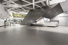 Öffentlicher Platz - Porsche Museum Stuttgart