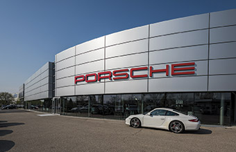 PORSCHE HÄNDLER