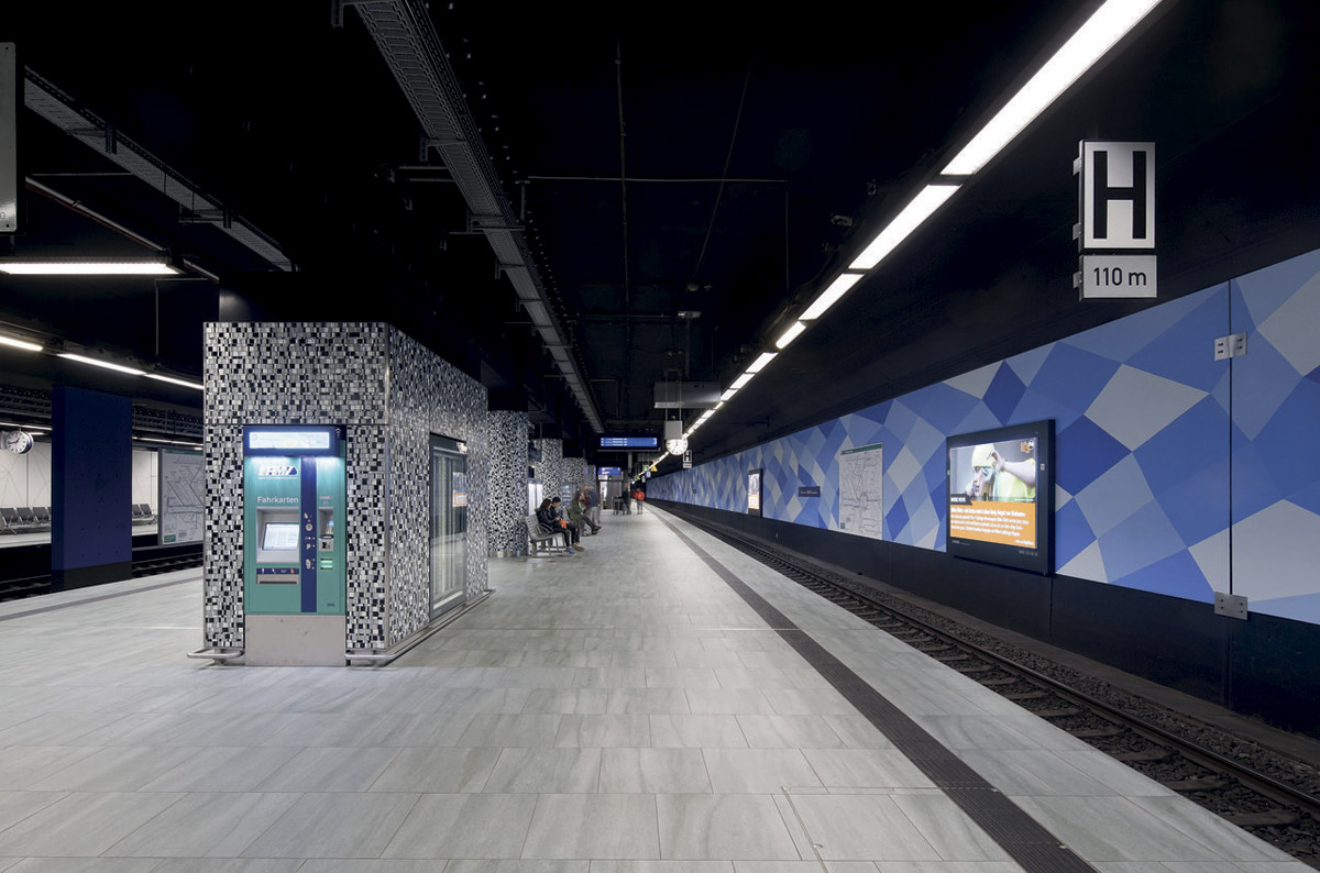 FRANKFURT UBAHN, Deutschland Fiandre