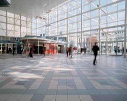 Bahnhofe und Flughafen - LEIDEN RAILWAY STATION