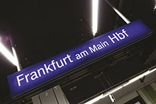 Bahnhofe und Flughafen - DEUTSCHE BAHN / S- BAHNHOF HAUPTBAHNHOF