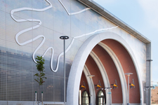 Bahnhofe und Flughafen - Arden Station: Kunst im öffentlichen Raum und umweltaktive Oberflächen für eine neue Stadtarchitektur