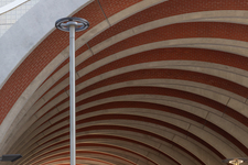 Bahnhofe und Flughafen - Arden Station: Kunst im öffentlichen Raum und umweltaktive Oberflächen für eine neue Stadtarchitektur