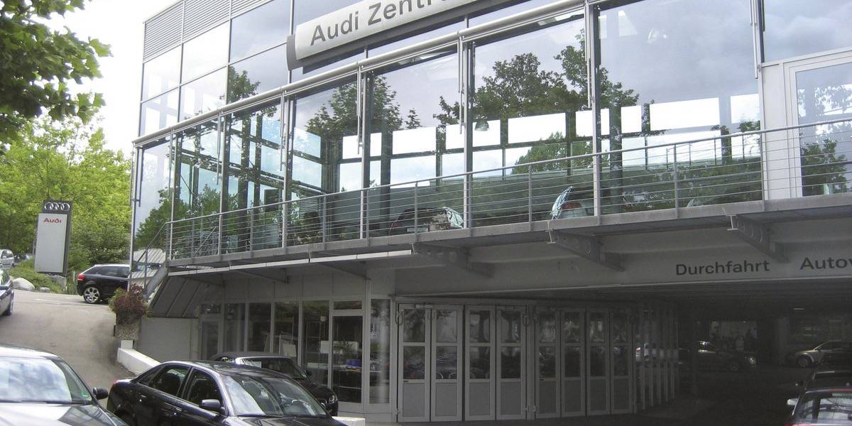 Motors - AUDI ZENTRUM